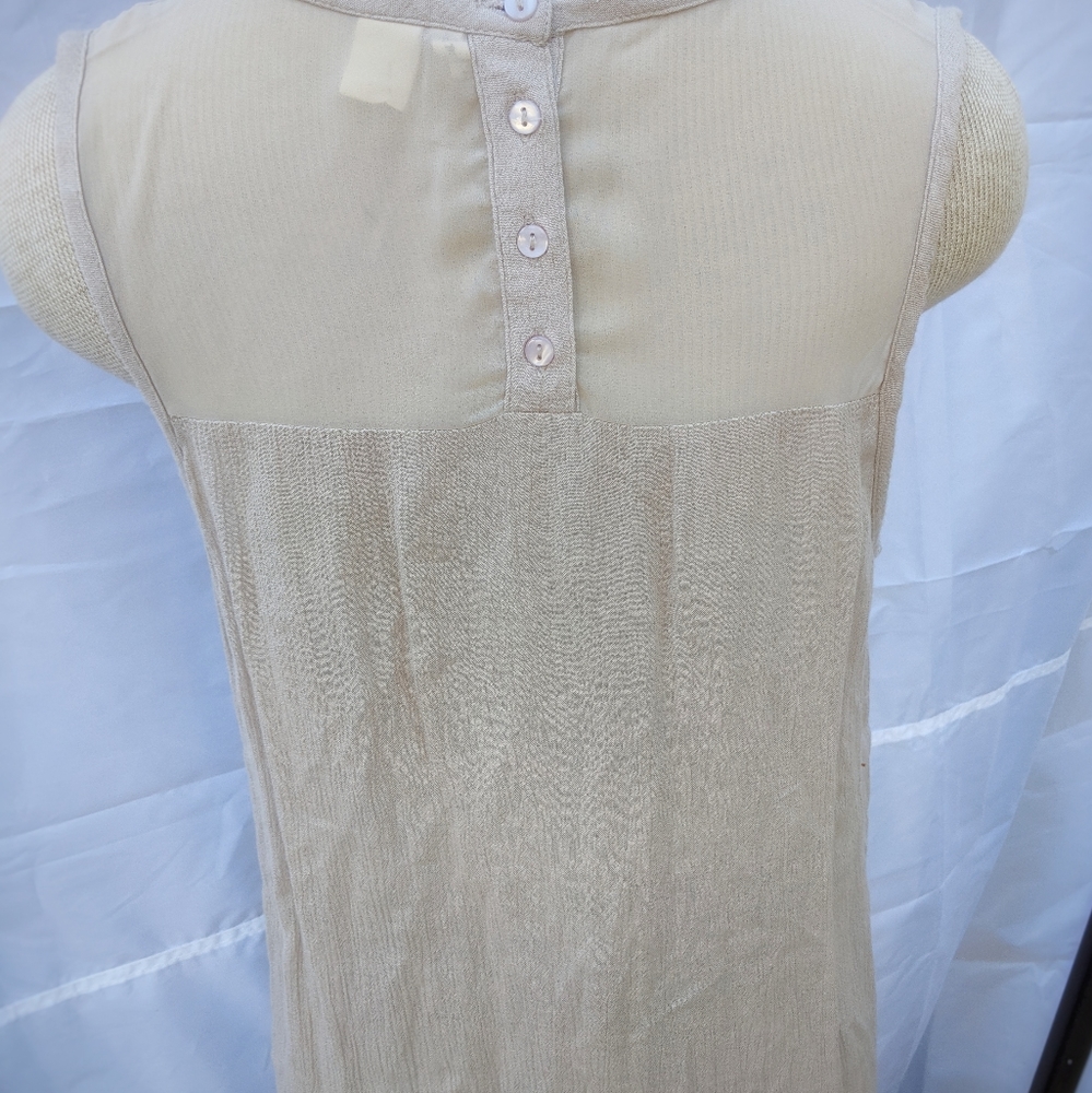 Elegant Embroidered Beaded Blouse - Picture 4 of 6